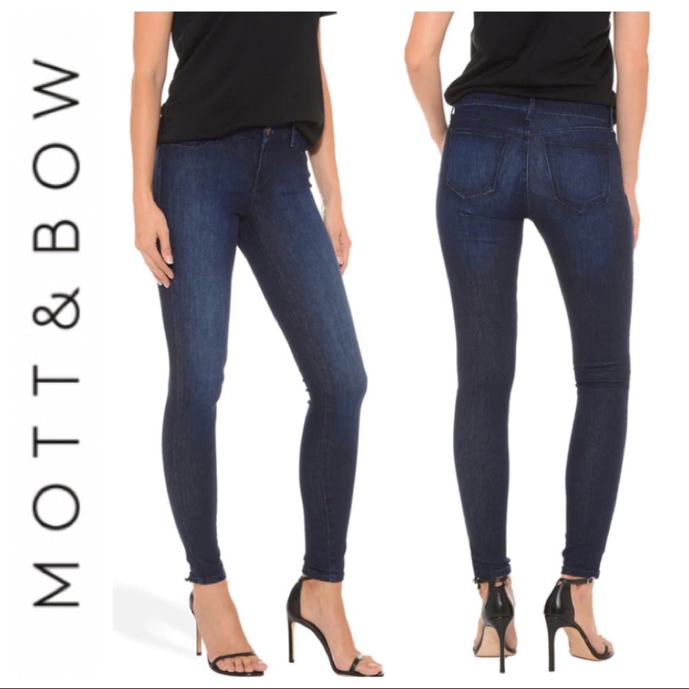 Mid Rise Skinny “Grove” Jeans